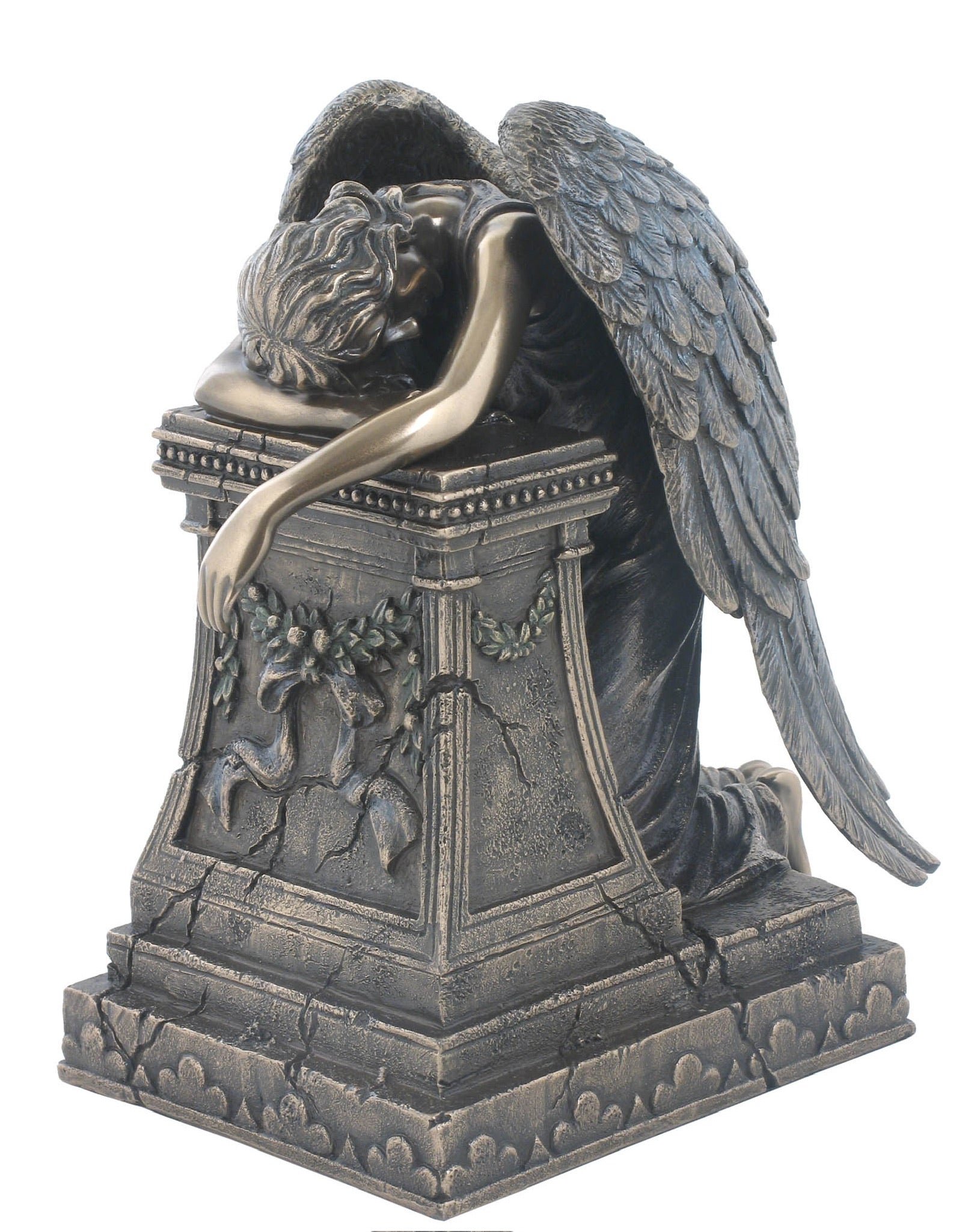 Trauernder Engel auf Grabmonument